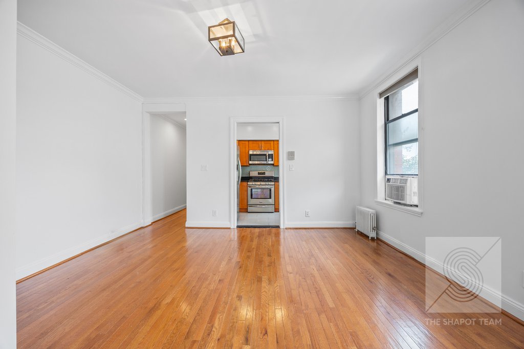 160 Wadsworth Avenue, Unit 307 photo 5