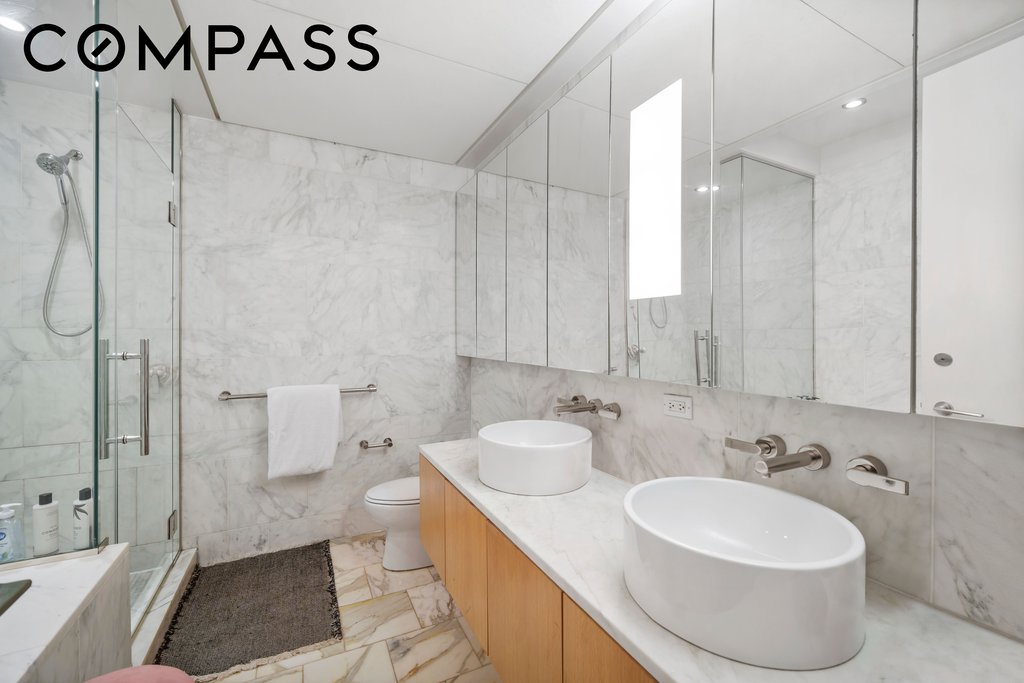 18 West 48th Street, Unit 10E photo 3