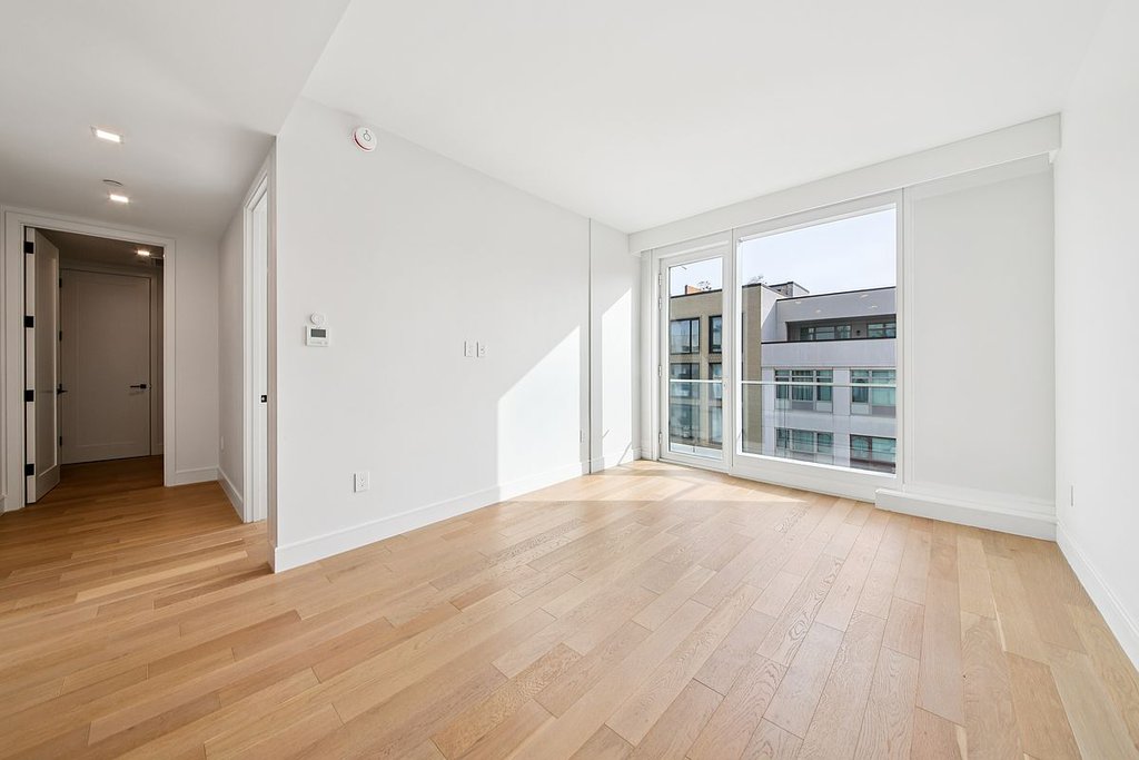 37-34 33rd Street, Unit 6D photo 3