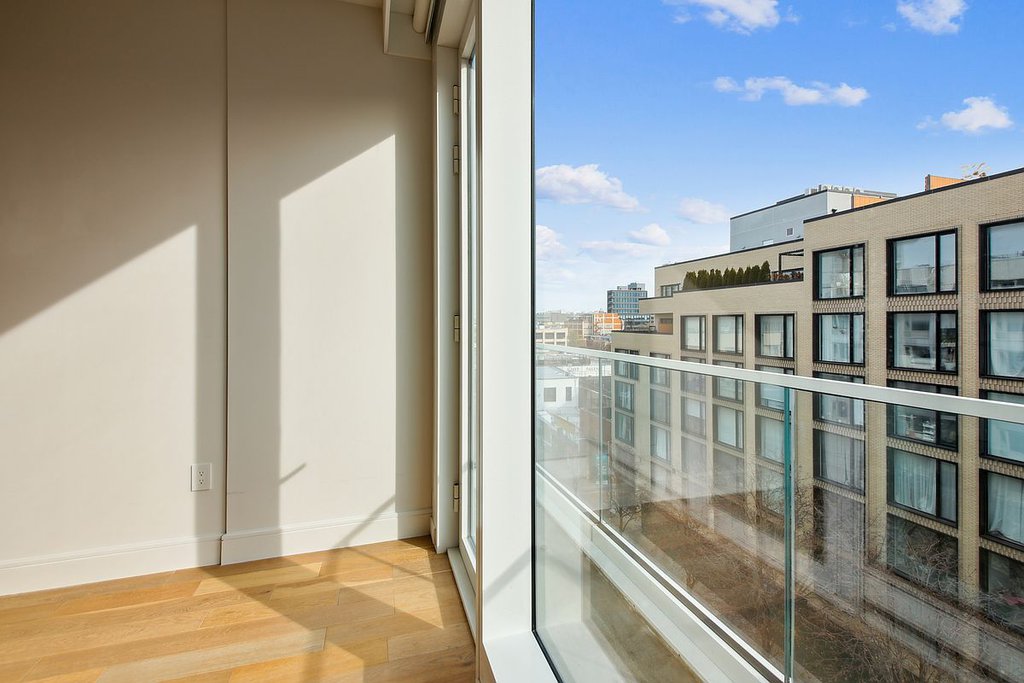 37-34 33rd Street, Unit 6D photo 4