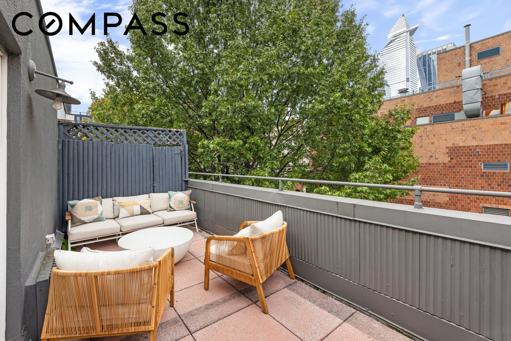 443 West 24th Street, Unit G photo 9