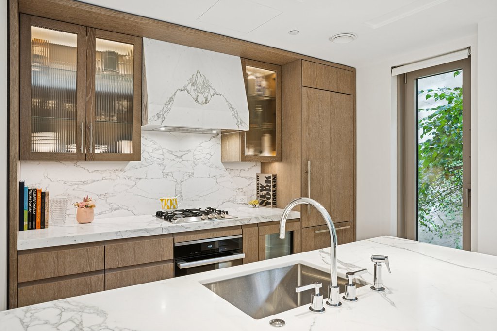 40 Bleecker Street, Unit 3H photo 4