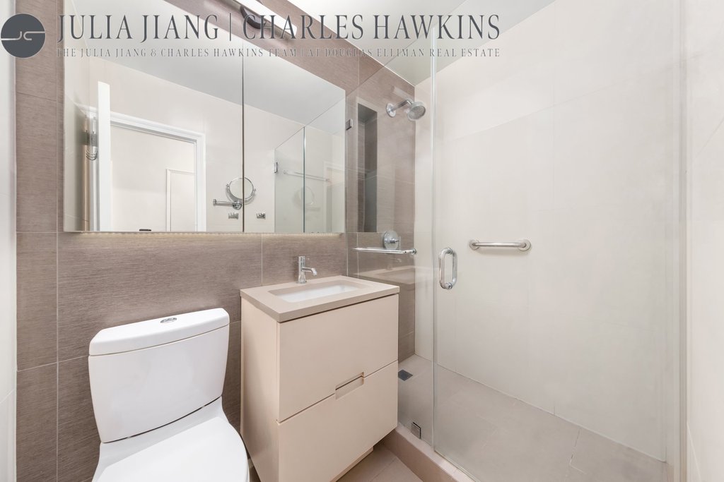 200 Central Park South, Unit 8R photo 15