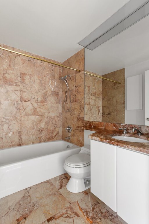 188 East 64th Street, Unit 901 photo 10