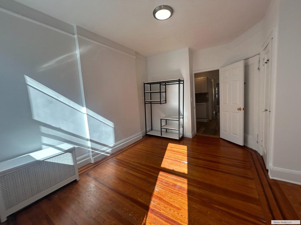 330 East 76th Street, Unit 4W photo 5