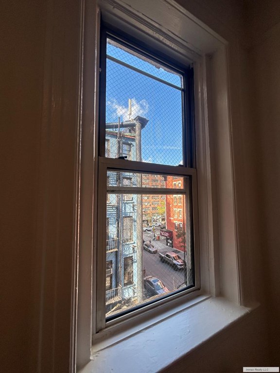 330 East 76th Street, Unit 4W photo 7
