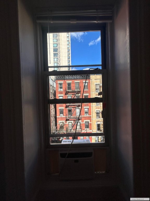 330 East 76th Street, Unit 4W photo 17