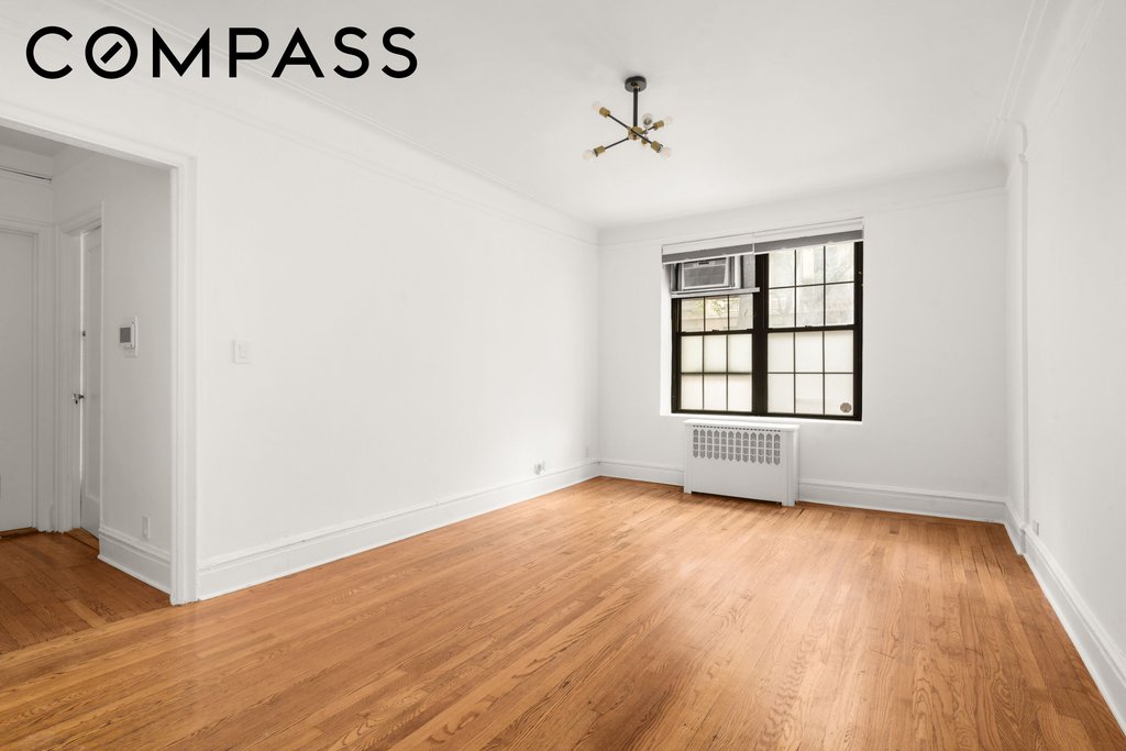253 West 16th Street, Unit 1B photo 8