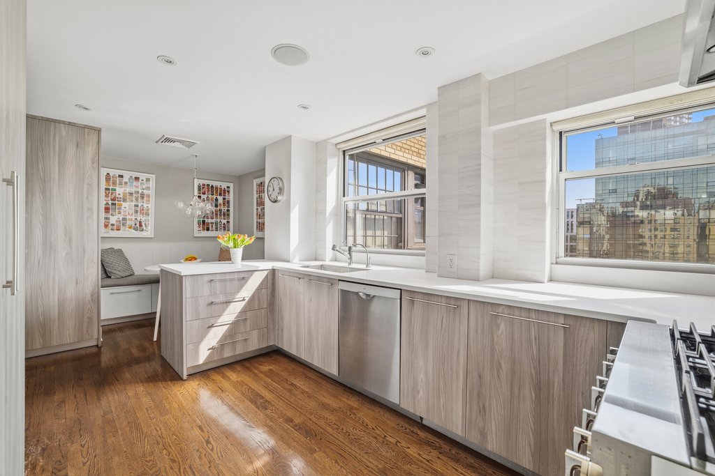 240 East 79th Street, Unit 14AB photo 4