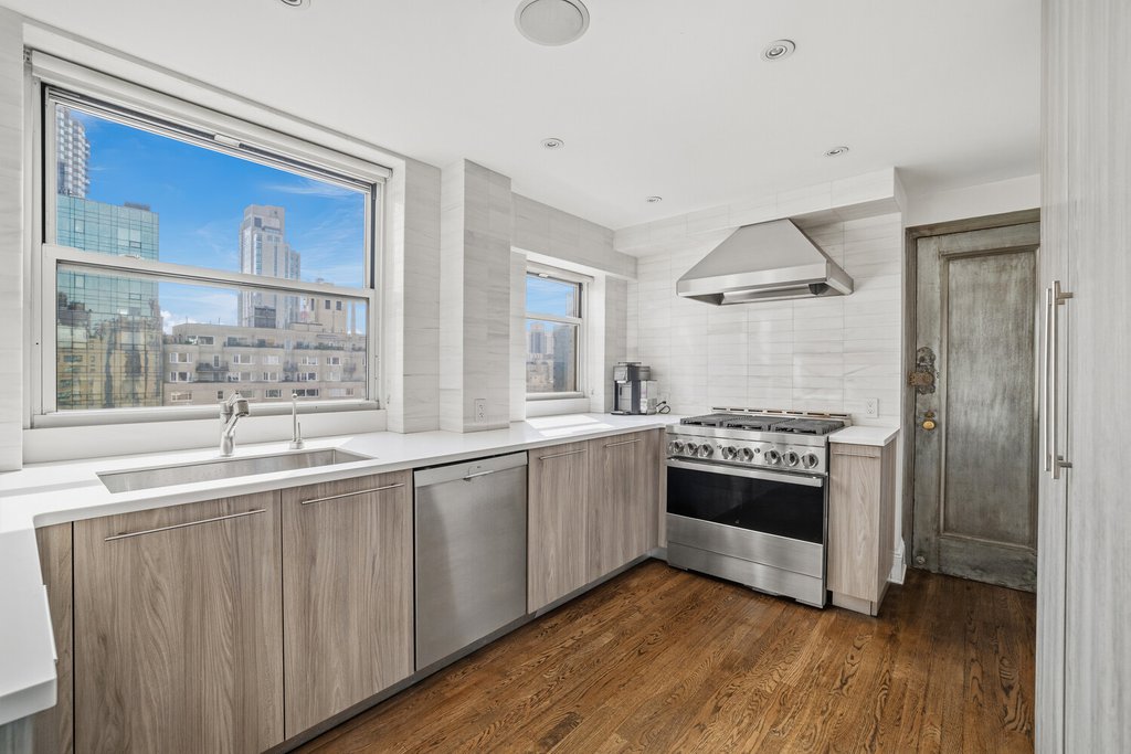 240 East 79th Street, Unit 14AB photo 5