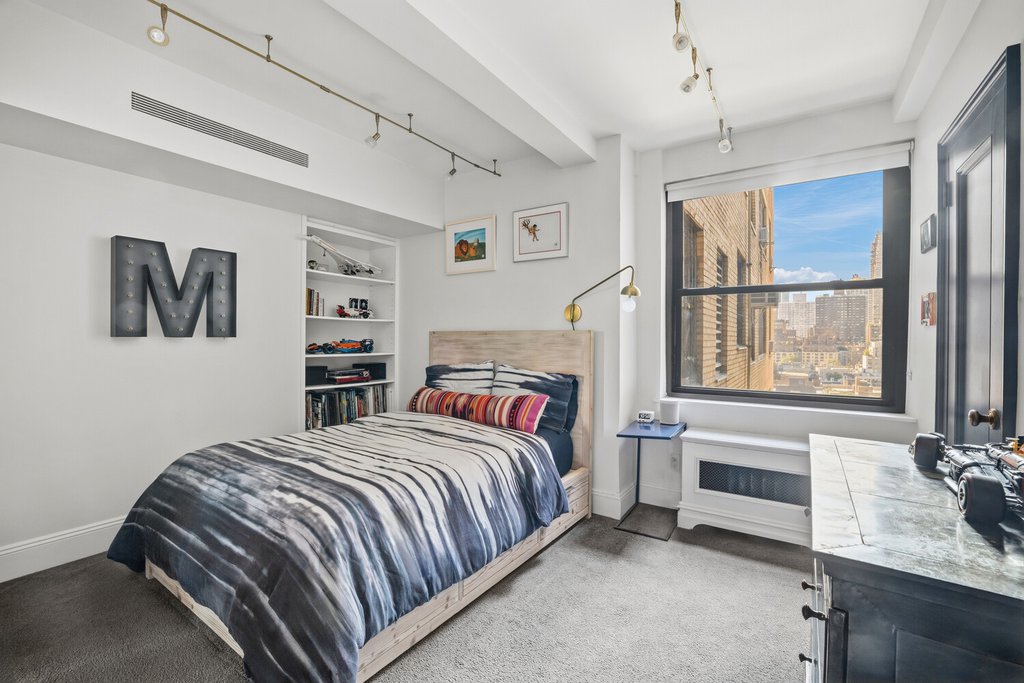 240 East 79th Street, Unit 14AB photo 12
