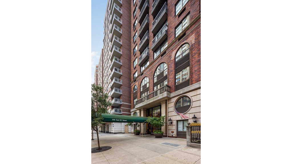 350 East 72nd Street, Unit 4A photo 14