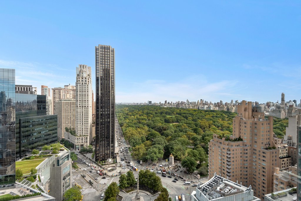 301 West 57th Street, Unit 28C photo 2