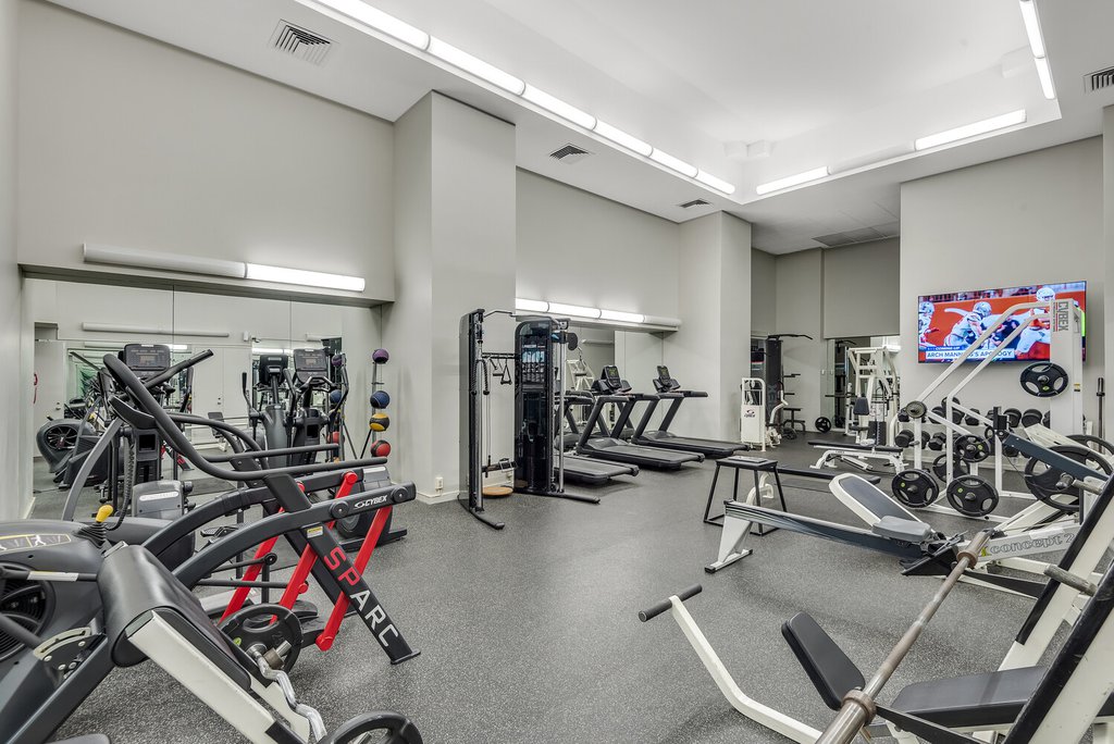301 West 57th Street, Unit 28C photo 12