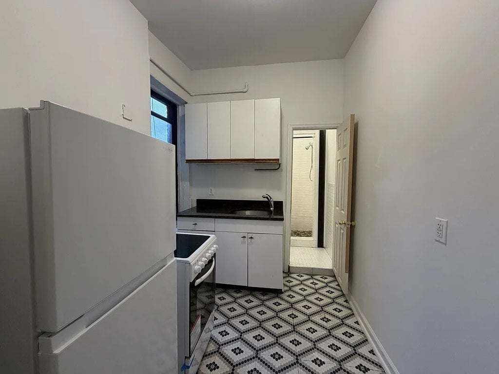 56 Morton Street, Unit 4E photo 4