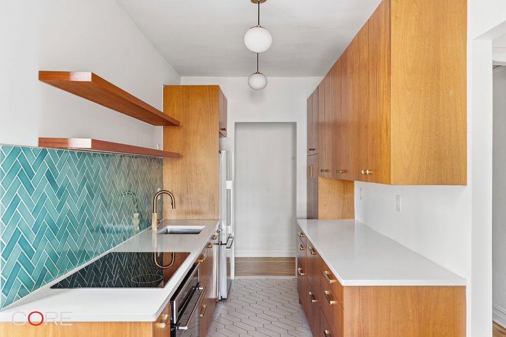 84-12 35th Avenue, Unit 6i photo 5