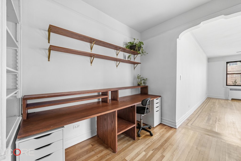 84-12 35th Avenue, Unit 6i photo 7