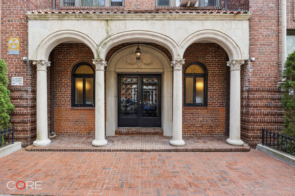 84-12 35th Avenue, Unit 6i photo 13