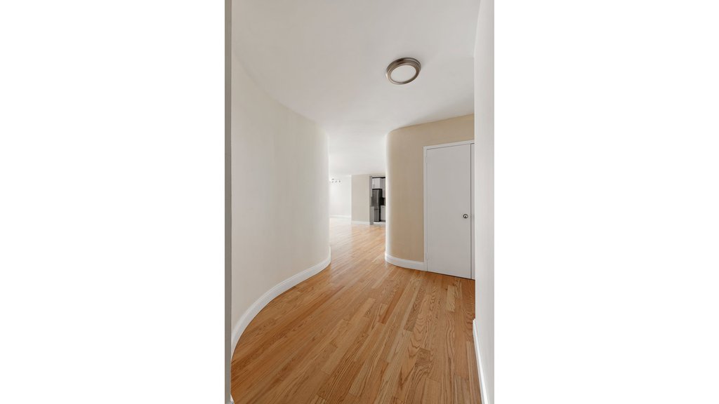 309 East 49th Street, Unit 9B photo 14