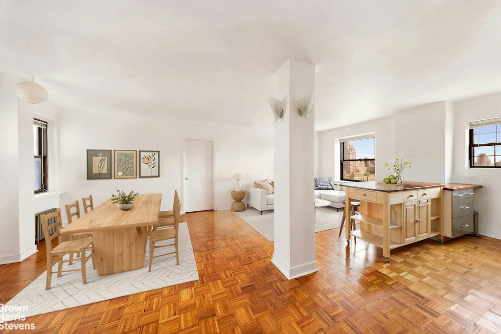2166 Broadway, Unit 24D photo 3