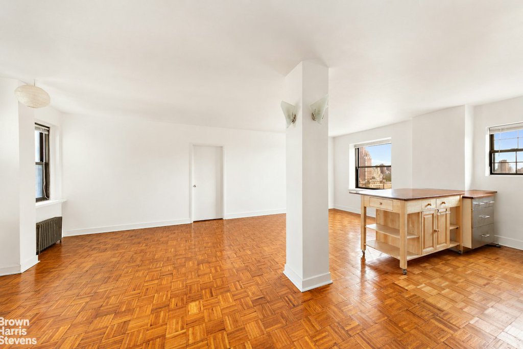 2166 Broadway, Unit 24D photo 4
