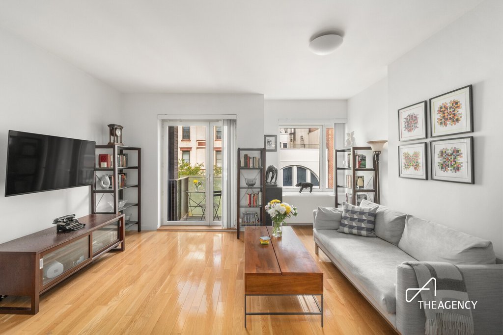 454 West 54th Street, Unit 4F