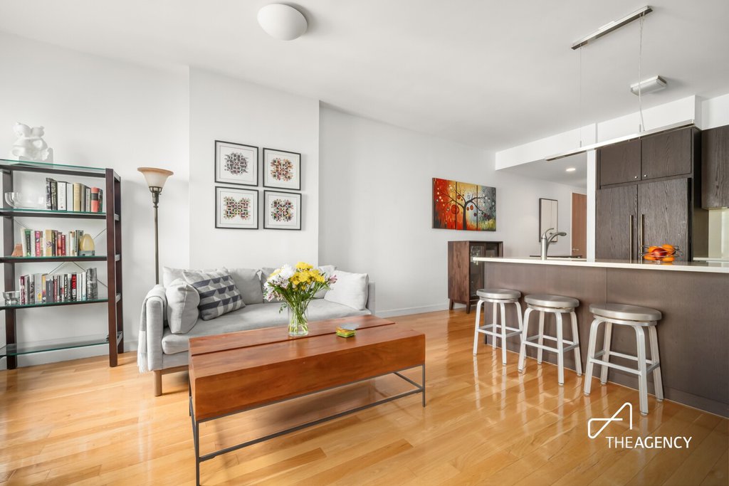454 West 54th Street, Unit 4F photo 2