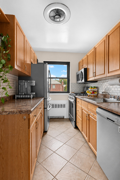 84-11 Belt Parkway, Unit 4 photo 3