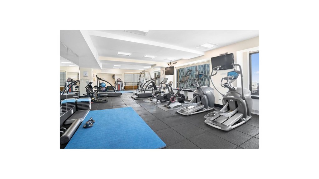 400 East 70th Street, Unit 1605 photo 8