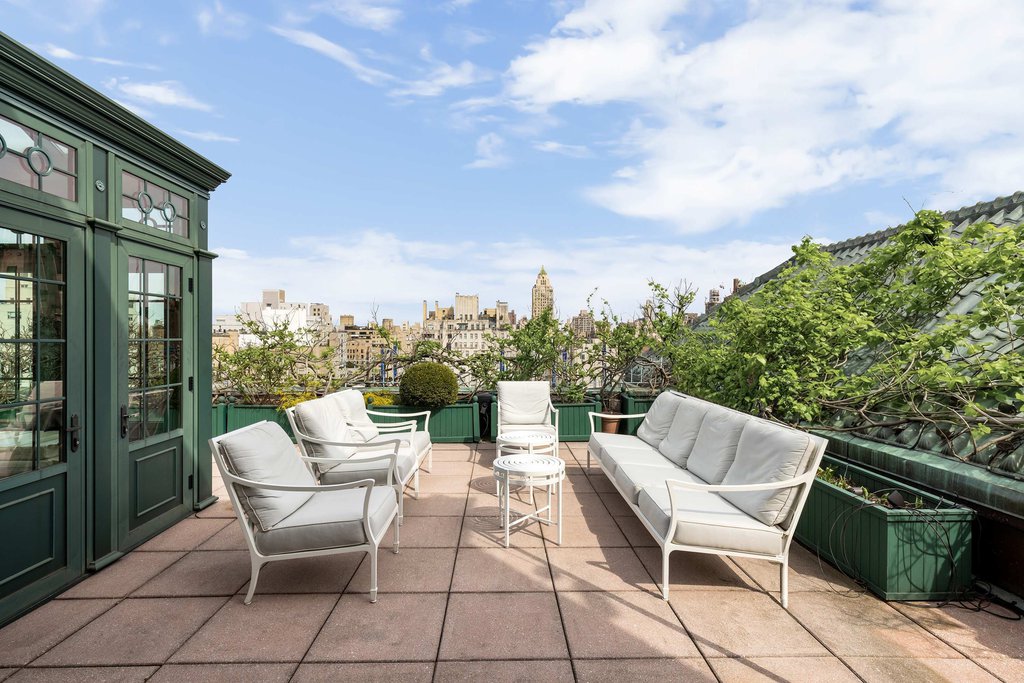 15 East 69th Street, Unit PH photo 9