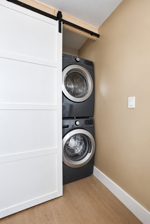 415 East 37th Street, Unit 18N photo 9