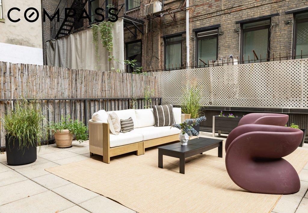 35 East 10th Street, Unit 2D photo 3