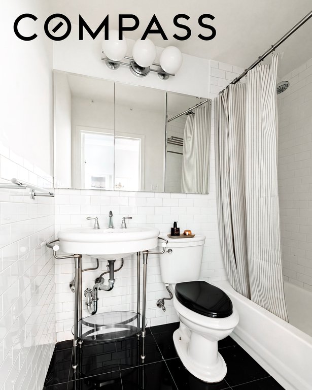 35 East 10th Street, Unit 2D photo 8