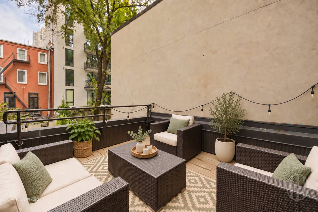 221 West 14th Street, Unit 1B photo 3