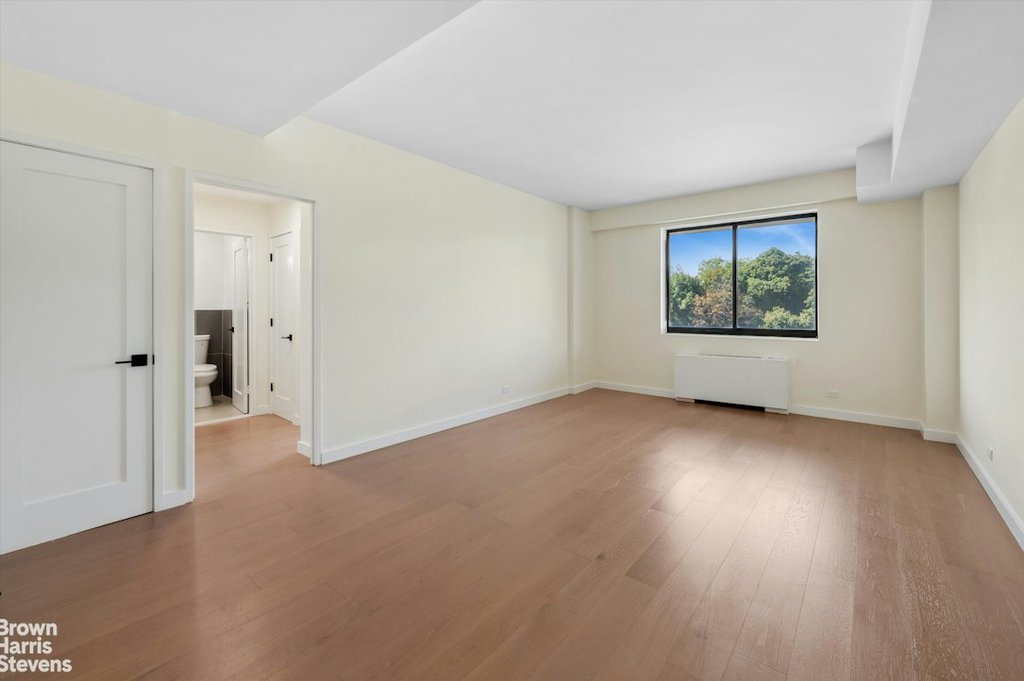 3671 Hudson Manor Terrace, Unit 1A