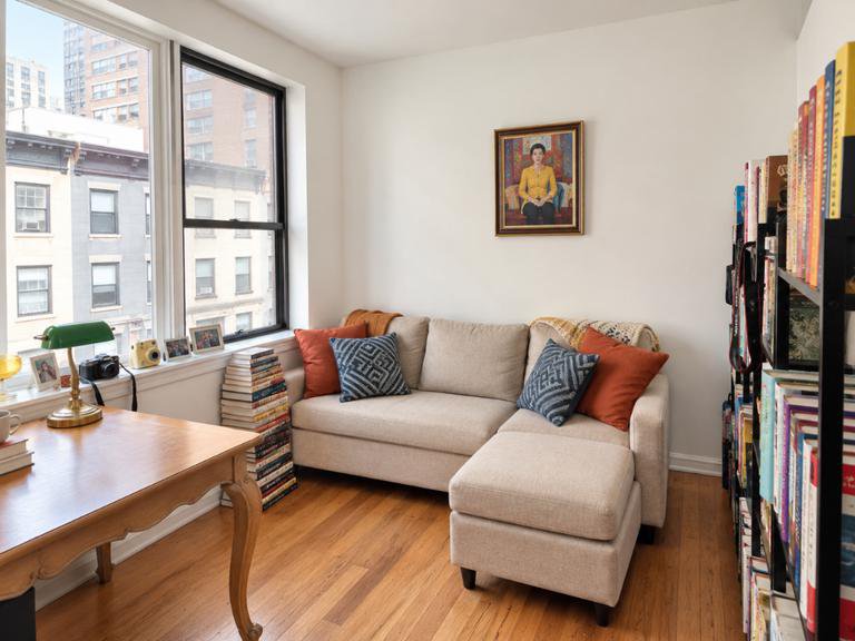 240 East 32nd Street, Unit 3E photo 4