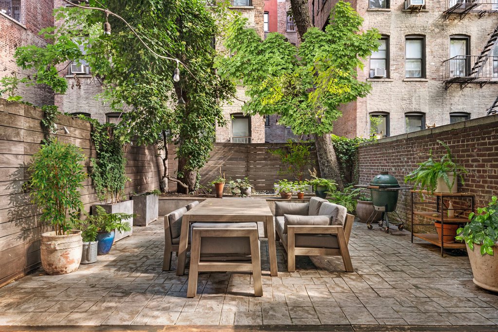 323 East 18th Street – For Sale photo 7