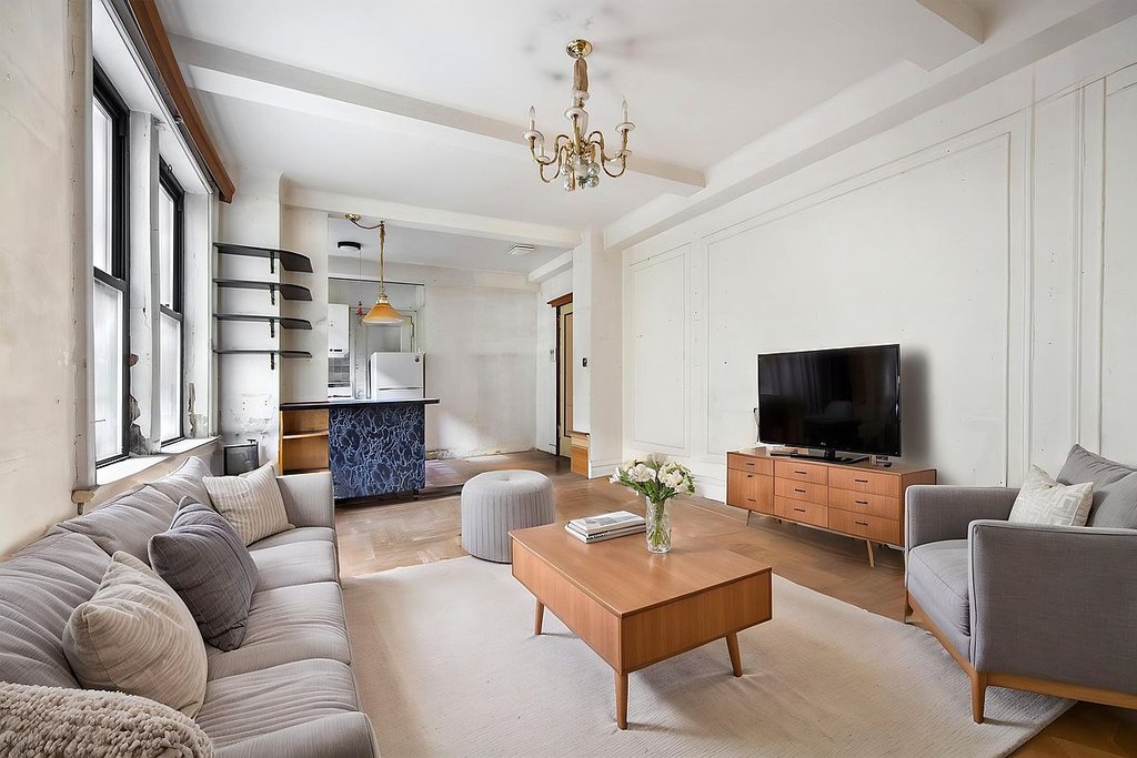 170 West 81st Street, Unit 5C