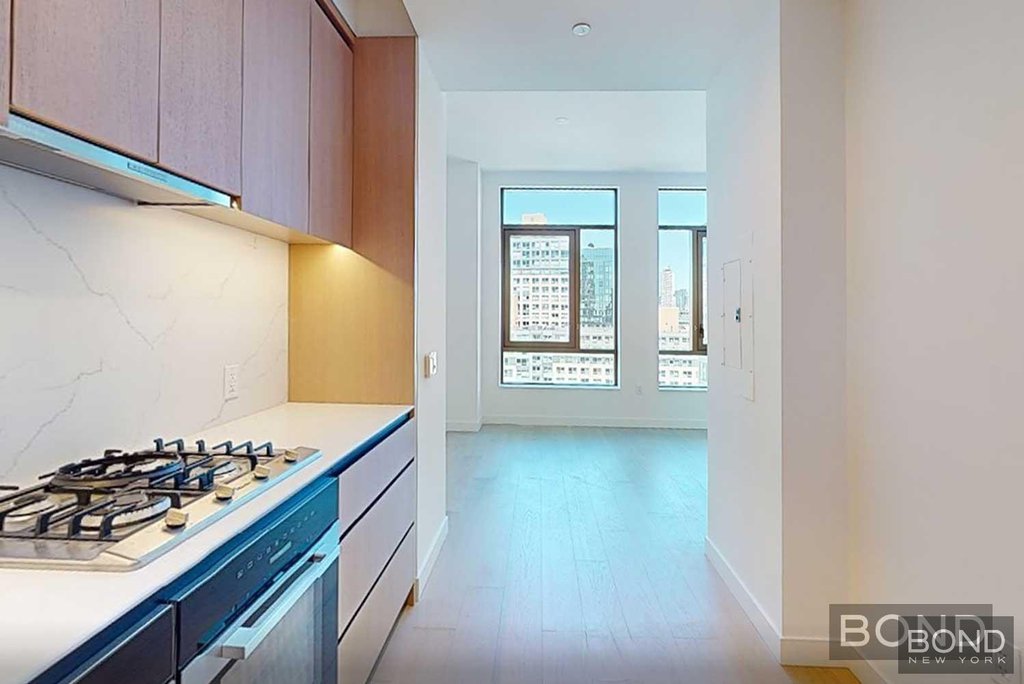 480 Kent Avenue, Unit 16E photo 3