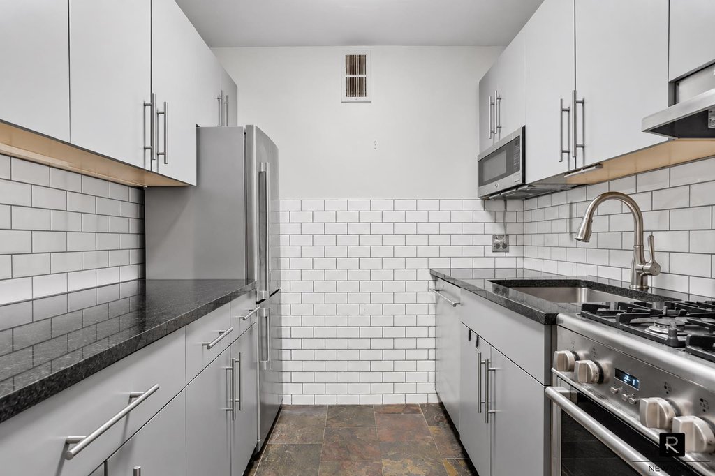 159 Madison Avenue, Unit 6E photo 4