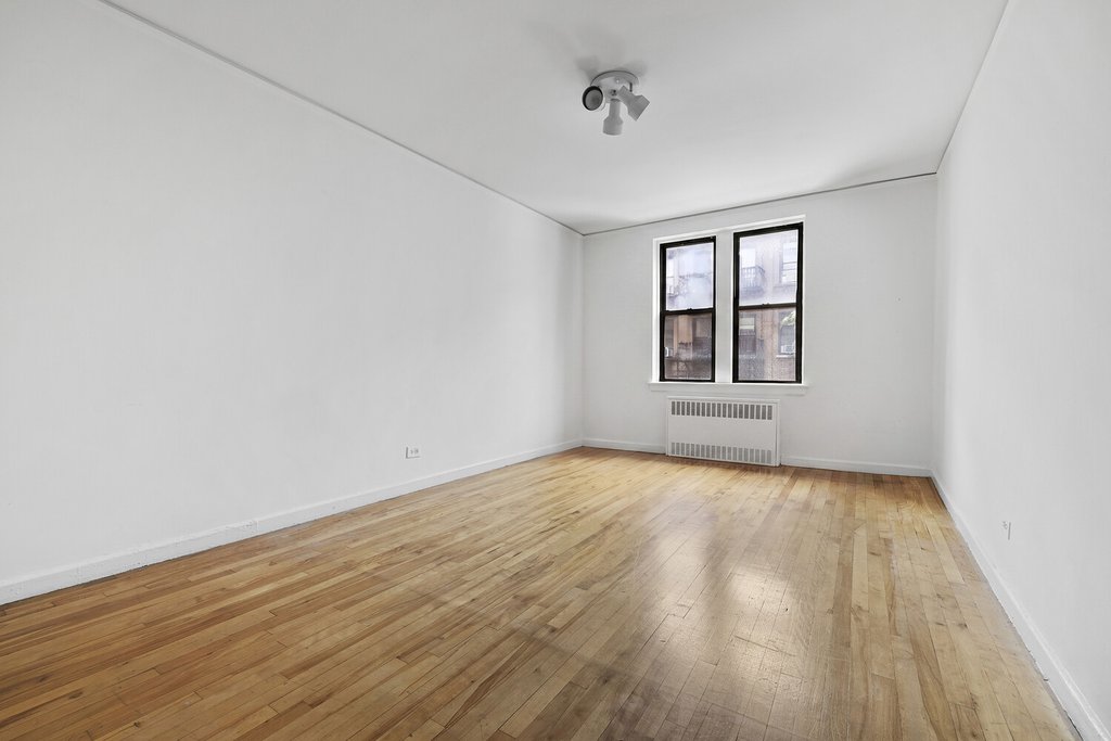 305 West 18th Street, Unit 4A photo 7