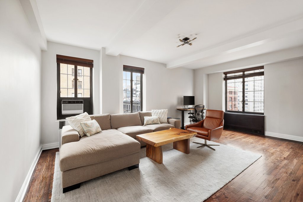 201 West 16th Street, Unit 9B