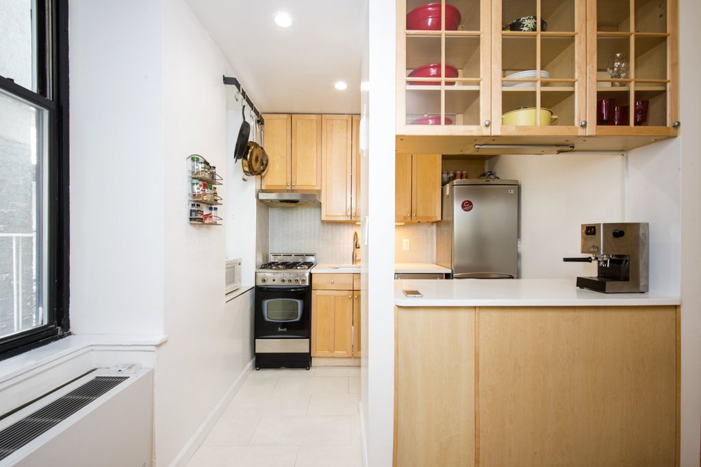 214 Riverside Drive, Unit 114 photo 3