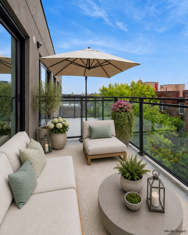 428 East 9th Street, Unit 211 photo 2