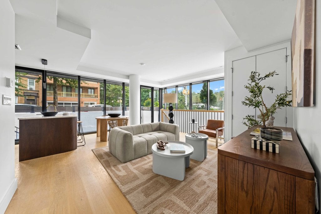 814 Fifth Avenue, Unit MAIS
