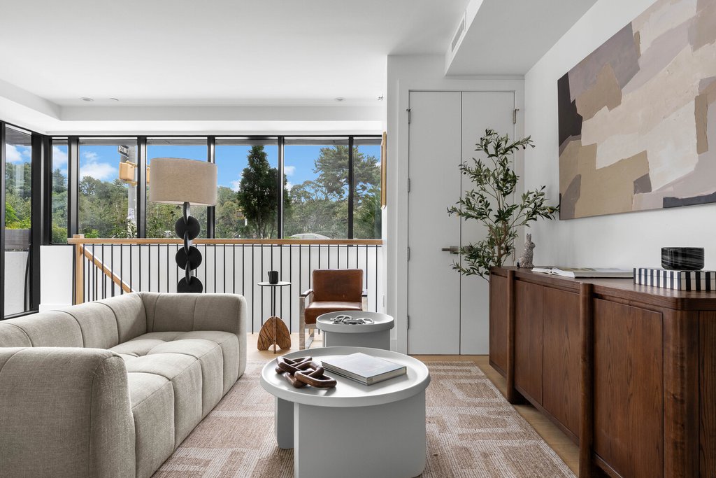 814 Fifth Avenue, Unit MAIS photo 2