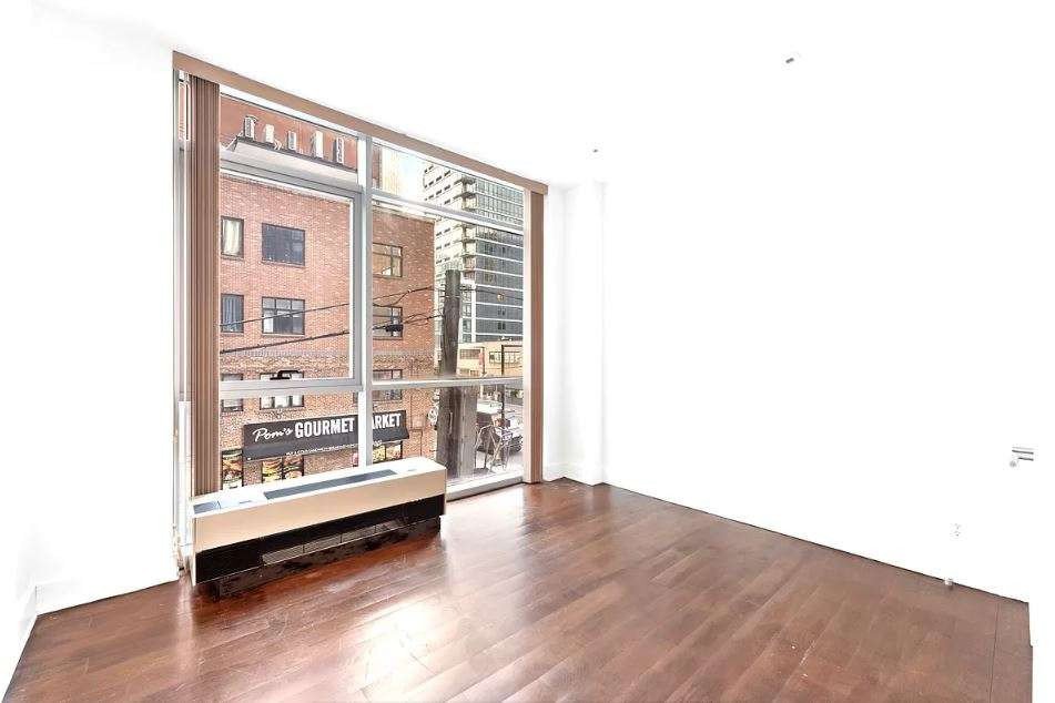 26-26 Jackson Avenue, Unit 303 photo 5
