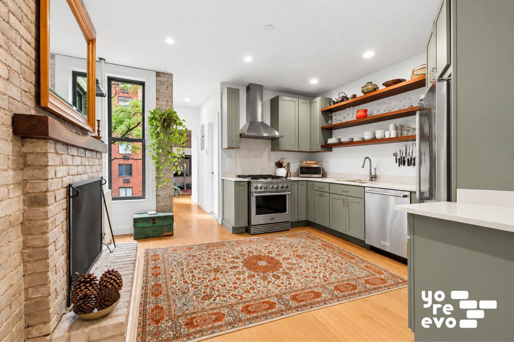 172 East 90th Street, Unit 4E