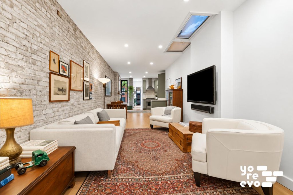 172 East 90th Street, Unit 4E photo 3