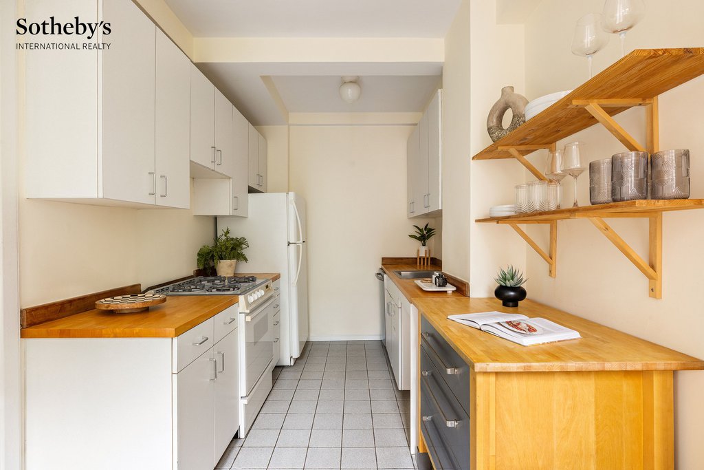 314 West 77th Street, Unit 4B photo 6